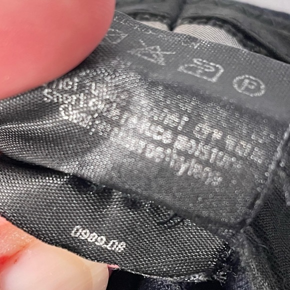 GIORGIO ARMANI Black Wool / Cashmere Trousers - Picture 11 of 12